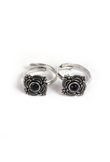 Amara Black Stone German Silver Adjustable Toe Ring